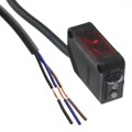 E3Z-R81 5M - SENSOR RETROREFLECTIVE 4M PNP