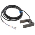 E3Z-G81 - SENSOR THROUGH-BEAM 25MM PNP
