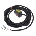 E3Z-LL83 2M - SENSOR REFLECTIVE 300MM PNP