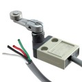 D4C-2520 - SWITCH SNAP ACTION SPDT 5A 125V