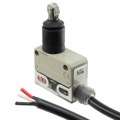 D4E-1D23L2N - SWITCH SNAP ACTION SPDT 5A 125V