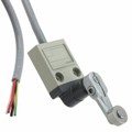 D4C-1320-P - SWITCH SNAP ACTION SPDT 5A 250V