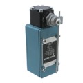 51ML10 - SWITCH SNAP ACTION SPDT 20A 120V
